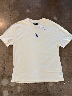 MLB Cream T-Shirt with Blue LA Logo
